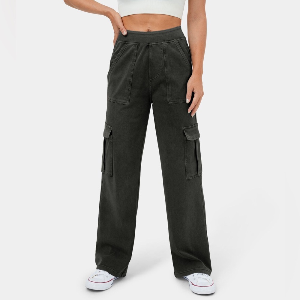 HalaraMagic Mid Rise Multiple Pockets Straight Leg Stretchy Knit Casual Cargo